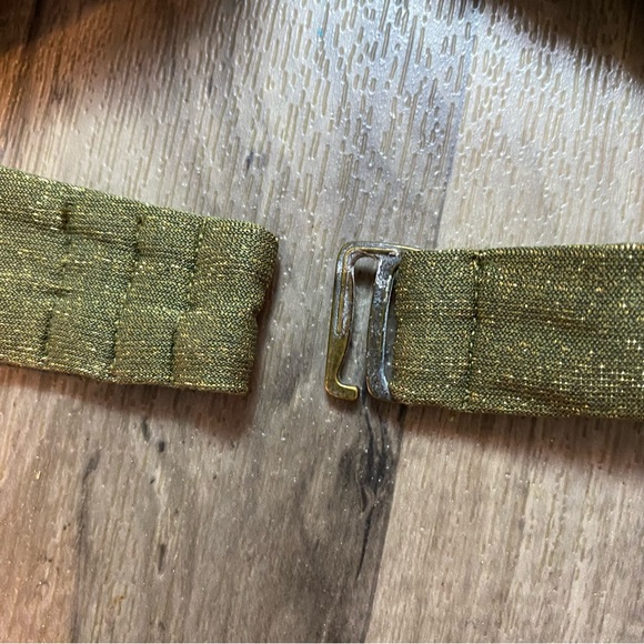 So Luna Swim Green Glittery Halter Swim Top Size Medium - Picture 7 of 7